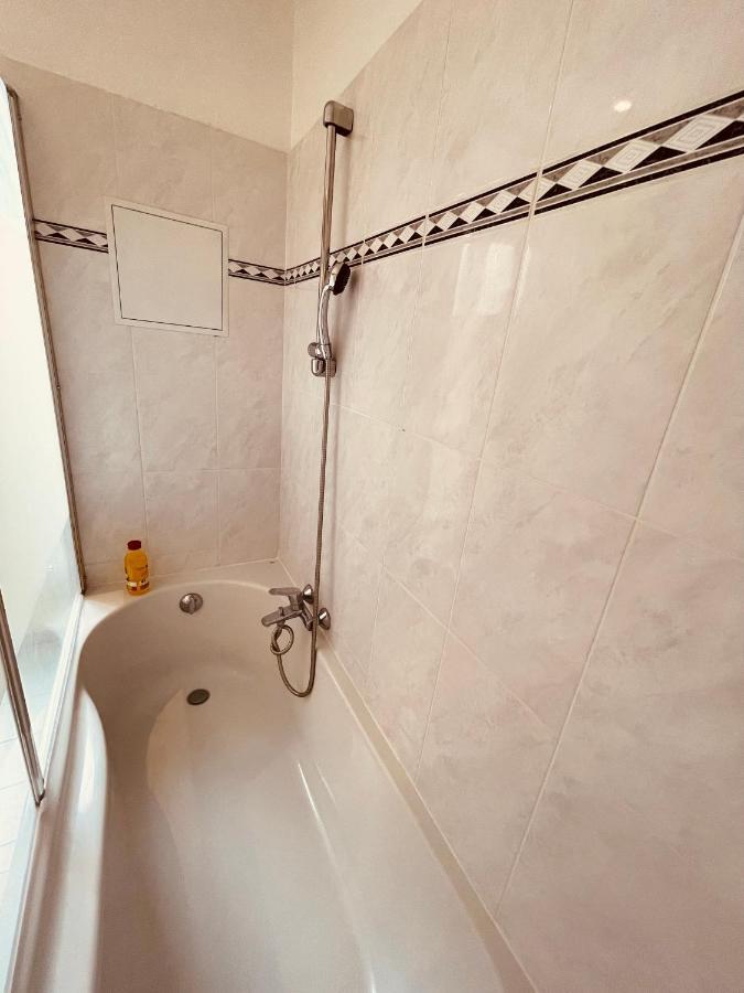 Nice Renting - Paganini - Spacious Apartment - 2 Bedrooms - King Bed - Bathtub - Heart Of Nice Dış mekan fotoğraf